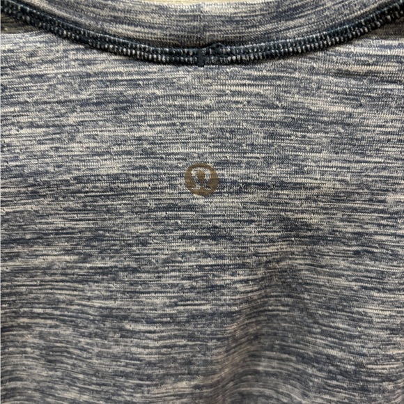lululemon Metal Vent Tech Tee - Picture 3 of 3